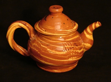 redware teapot by Pied Potter Hamelin